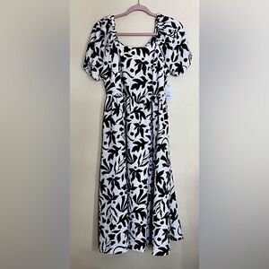 NWT Time and Tru dress black and white size L